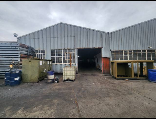 1,108M² WAREHOUSE TO LET IN WADEVILLE